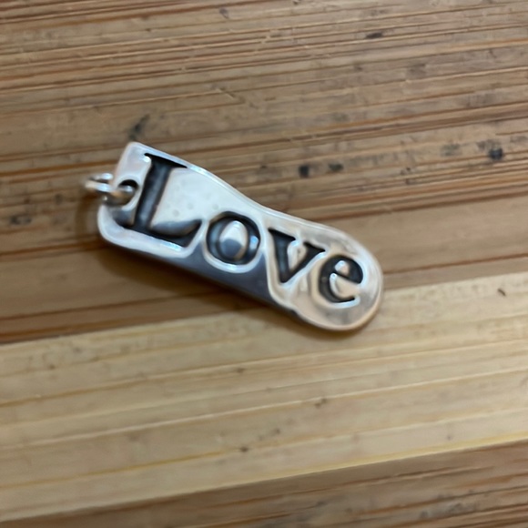 Fine silver LOVE pendant - Picture 1 of 3